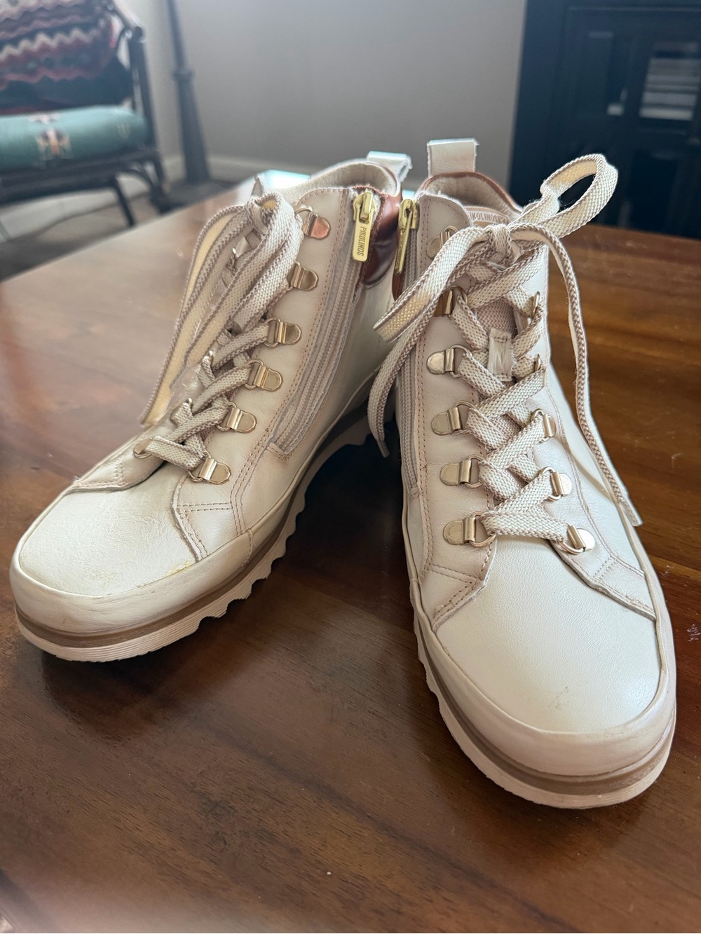 PIKOLINOS Cream Lace-Up Ankle Sneakers with Side Zip